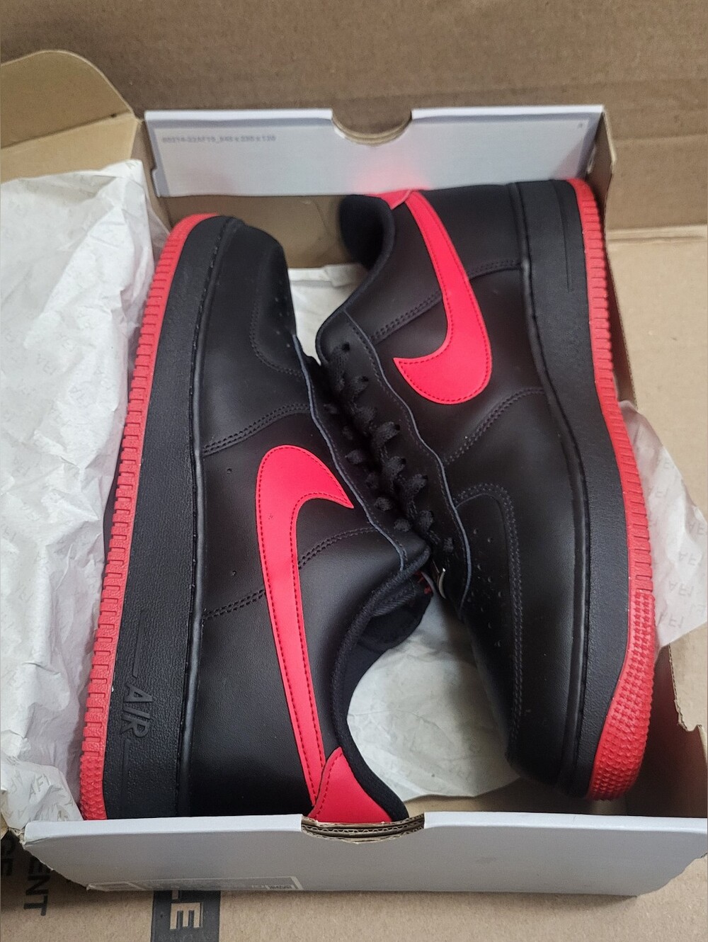 Nike Air Force 1 '07 Black/Red/Bred Men Size 13 - Picture 2 of 15